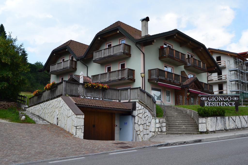 Giongo Residence - Appartamenti Lavarone Eksteriør bilde